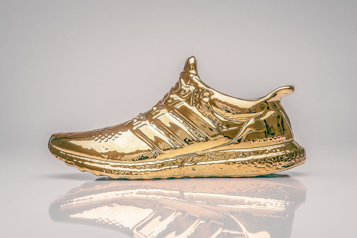 Gold Adidas Ultra Boost | Twisted Lifestyle